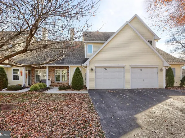 484 Brighton Pl, Mechanicsburg, PA 17055