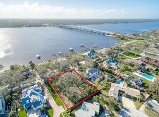 115 Riverside Dr, Ormond Beach, FL 32176