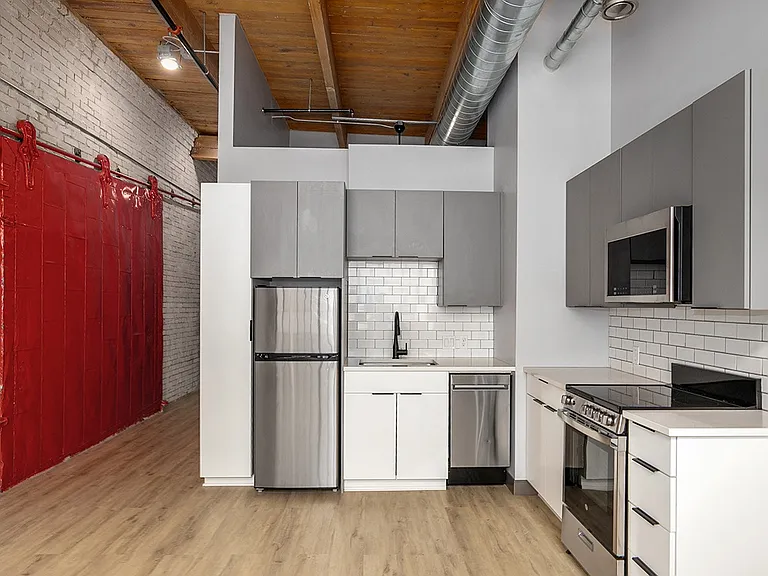 Box Board Lofts — Photo 37