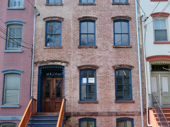 168 Lander St APT 3, Newburgh, NY 12550