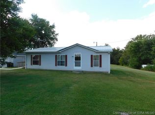 284 N Franklin School Rd, Salem, IN 47167