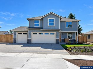 1724 Oriole St, Stayton, OR 97383