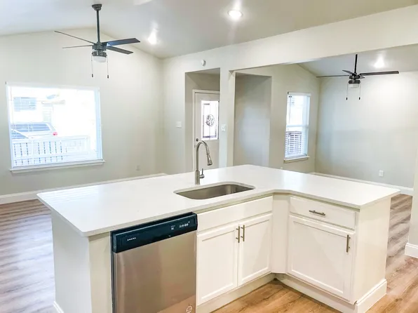 10308 Nantucket Village Ct, Dallas, TX 75227