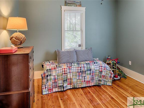 2nd image of 3301 Bannon Dr