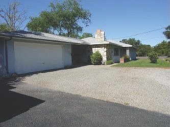 2nd image of 5580 Lobos Ln