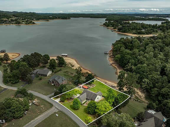5th image of 937 Muskogee Ln