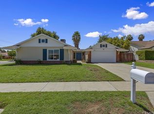 951 E Home St, Rialto, CA 92376