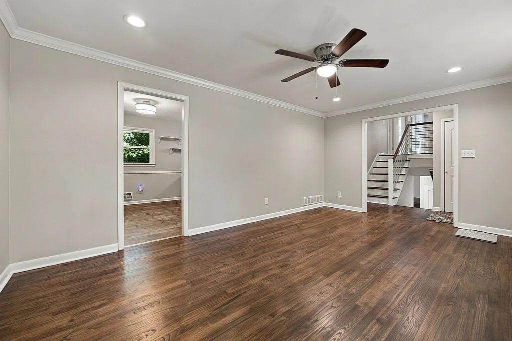4 bed, 3.5 bath, 1927 sqft, $2,750 — Photo 4