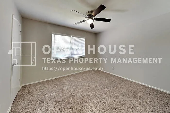 3929 Sun Valley Ct — Photo 12