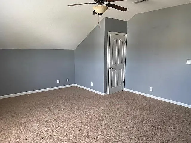 3534 Southwood Dr — Photo 14