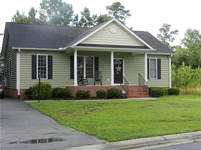 1st image of 21168 Baileys Ln