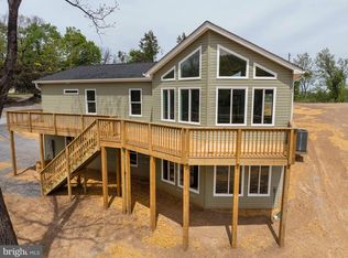 860 Khyber Pass Rd, Linden, VA 22642