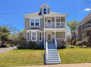 30 Beacon St, Cape Breton, NS B1P 4S9