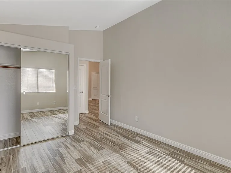1331 Frost Flower Dr — Photo 28