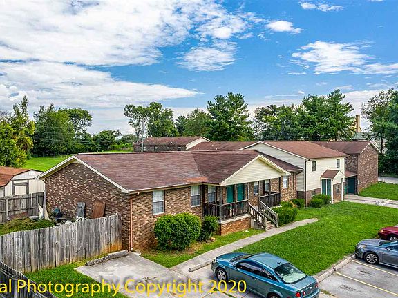 2nd image of 400 Barton Dr #404