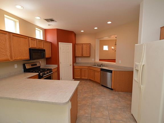 2nd image of 113 W Camino Rancho Viejo