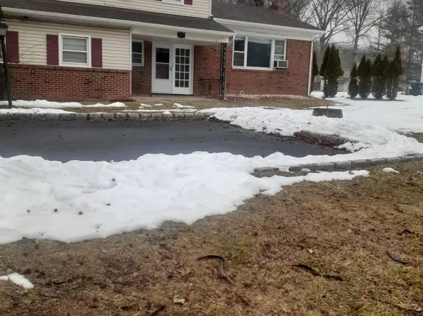 1776 Oak Tree Rd, Edison, NJ 08820