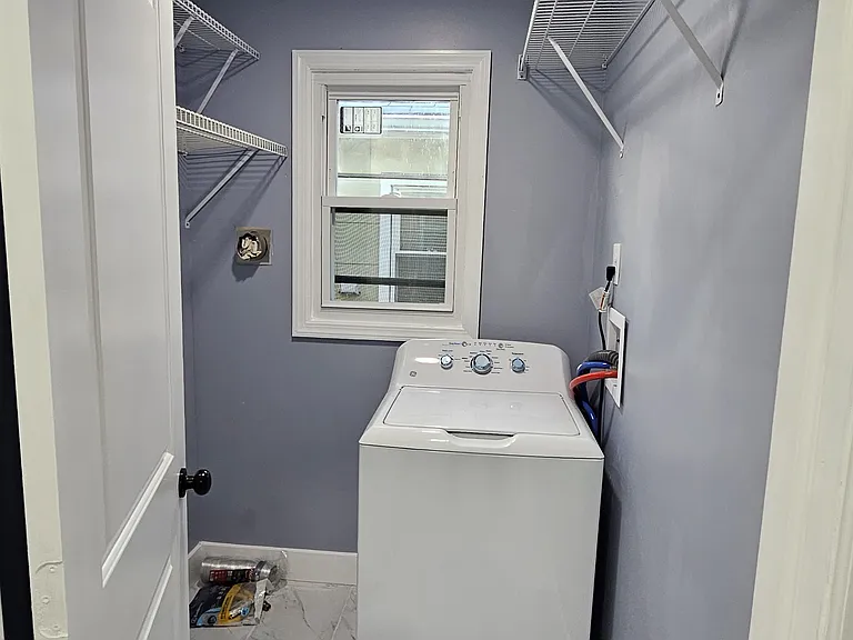 124 Leonard St #2 — Photo 3