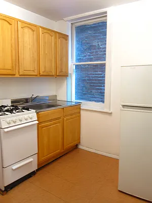 Rented by NY Casa Group | media 16