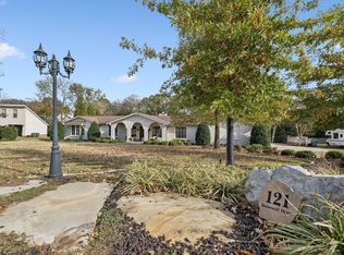 121 Stonewall Dr, Hendersonville, TN 37075