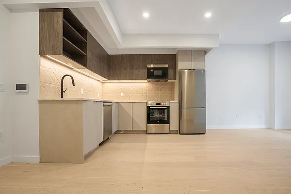 Rented by Jankos Group LLC | media 3