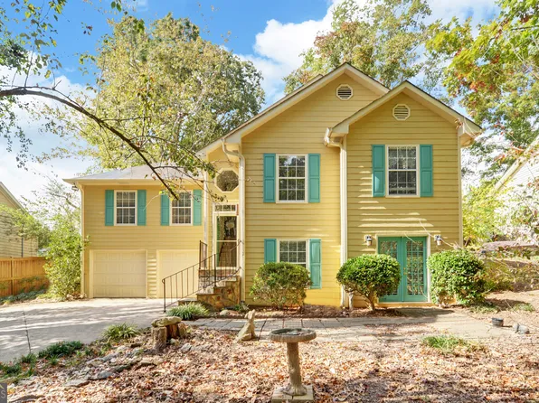 9085 Pine Tree Cir, Gainesville, GA 30506