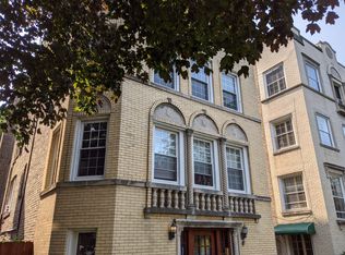 139 Custer Ave APT 2, Evanston, IL 60202