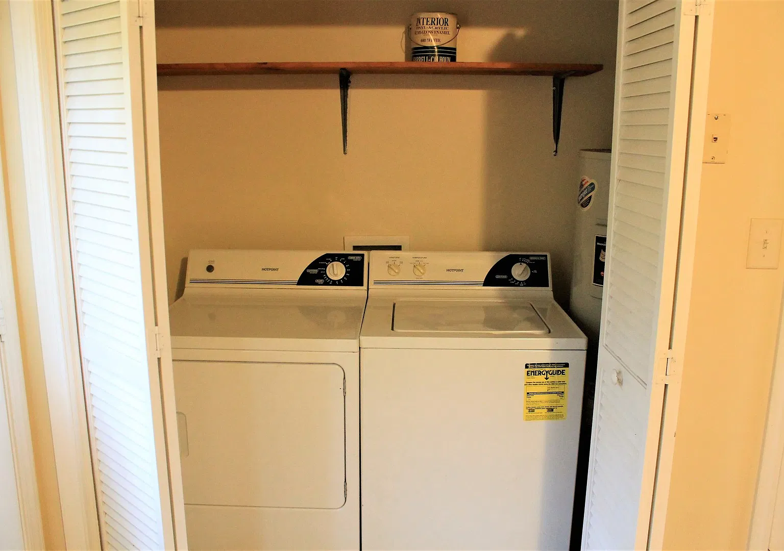 Raleigh Dr. 296 A-D — Photo 4