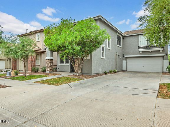 2nd image of 2346 E PECAN Road