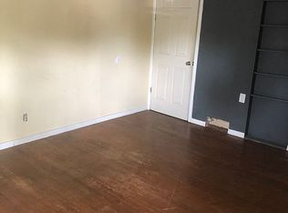 2320 Brothers St, Fort Worth, TX 76106
