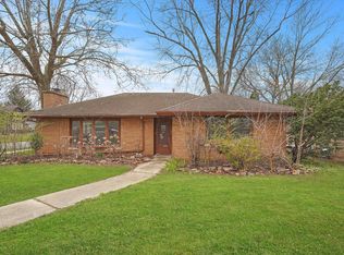 433 E 6th St, Lockport, IL 60441