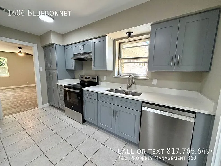 1606 Bluebonnet Trl — Photo 4