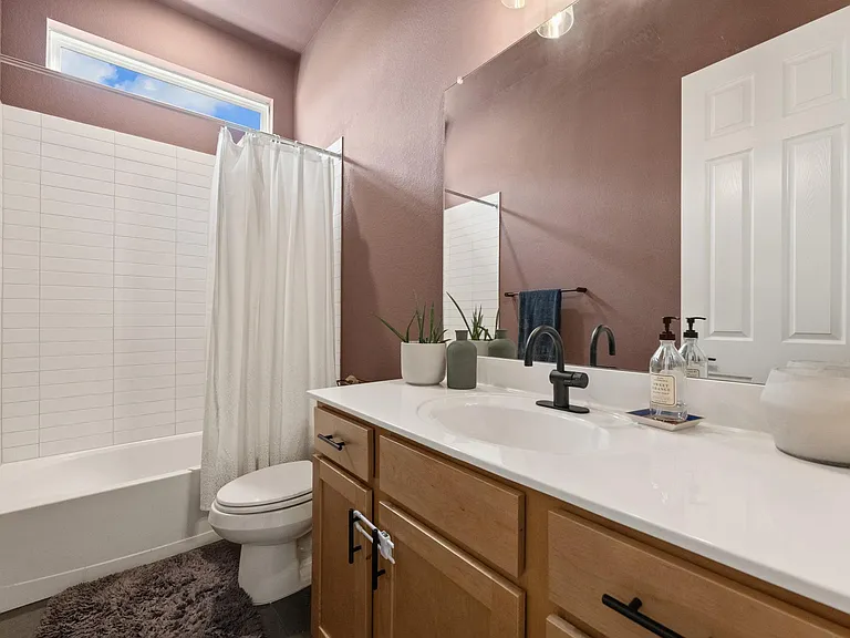 360 Crescent Moon Ct — Photo 22