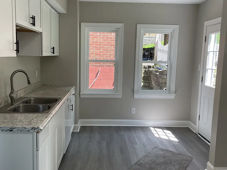 1114 Milan Ave — Photo 2