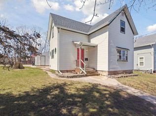 1020 6th St, Beloit, WI 53511