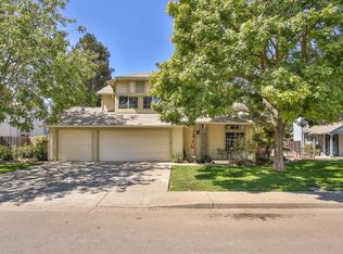 225 Bowen Ln, Dixon, CA 95620