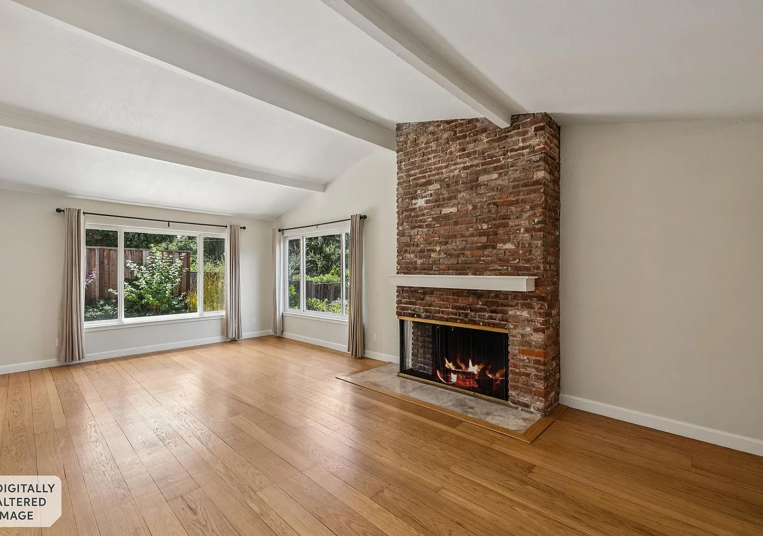 Classic Atherton Home in the Coveted Las Lomitas School District — Photo 3