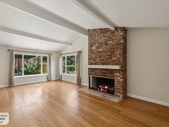 3rd image of 309 Walsh Rd
