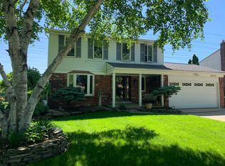 34214 Jewell Dr, Sterling Heights, MI 48312