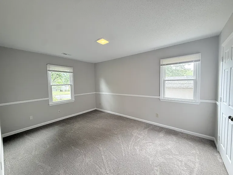 3003 Amidon Dr — Photo 6