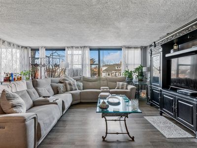 10-11 162nd Street #4C, Whitestone, NY, 11357
