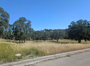 22580 Rio Robles Dr, Red Bluff, CA 96080