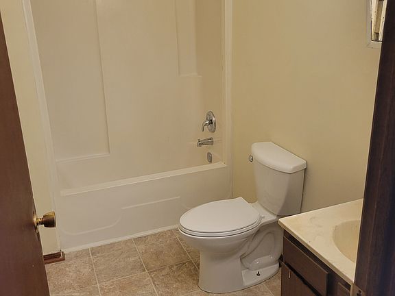 5th image of 1403 N Division St #2