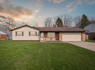 754 E Oxhill Dr, White Lake, MI