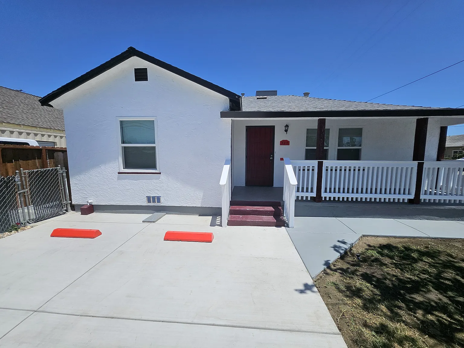 2 bed, 1100 sqft, $2,000 — Photo 4