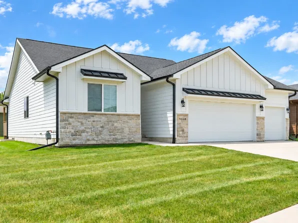 9068 Hayden Dr, West Des Moines, IA 50266