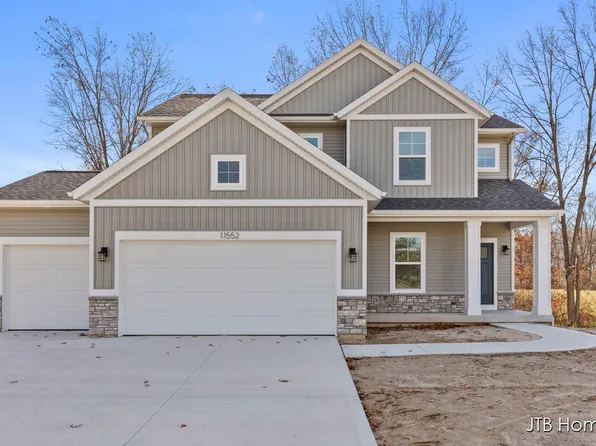 11552 Rifle Dr SE #96, Lowell, MI 49331