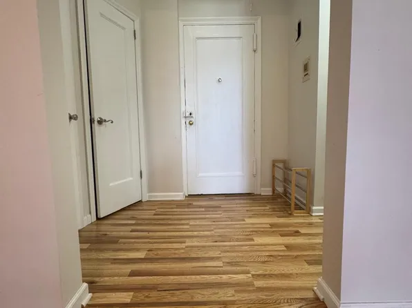 1053 East 13th Street image 9 of 23