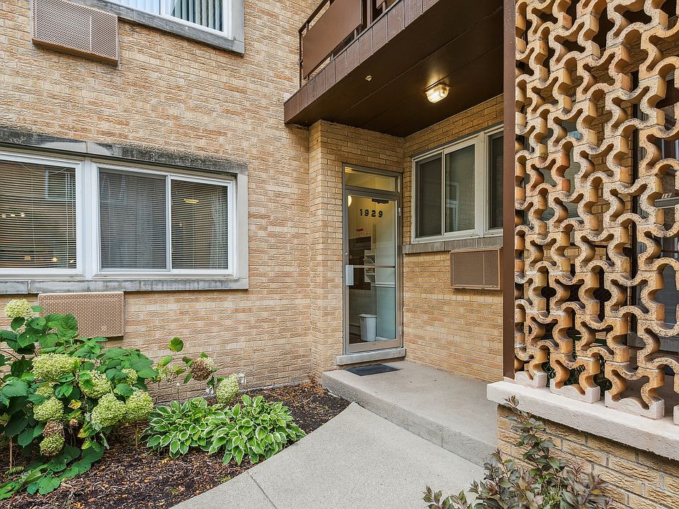 2nd image of 1929 Harrison St APT 1C