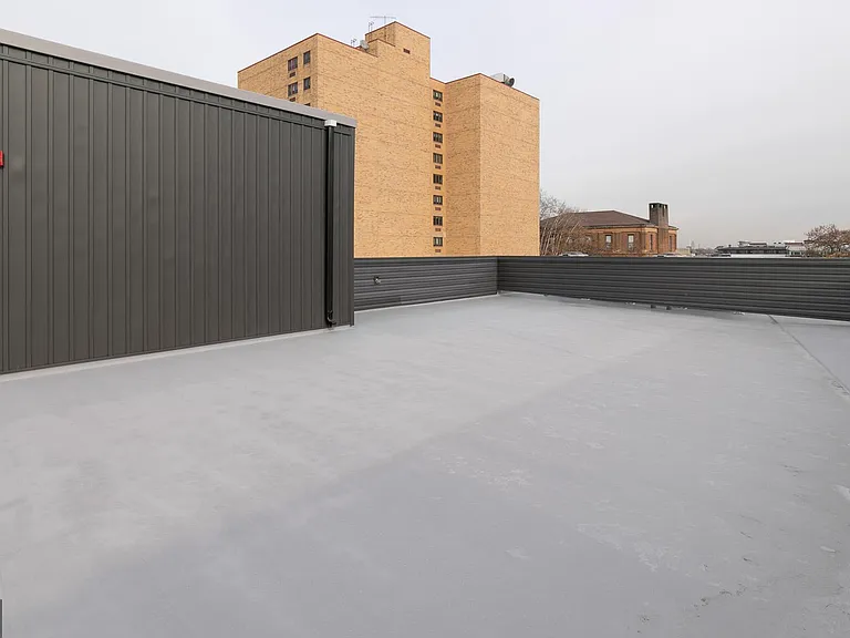 752 S 16th St #4A — Photo 25